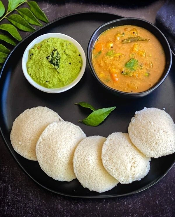 Idli Sambar (Half)