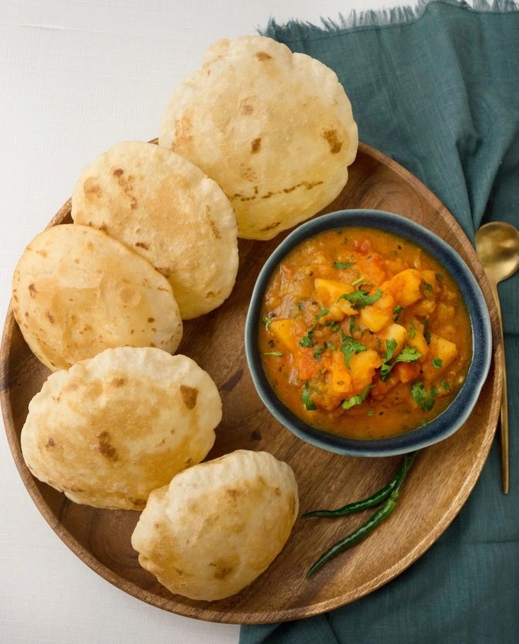 Mixed veg and poori (Half)