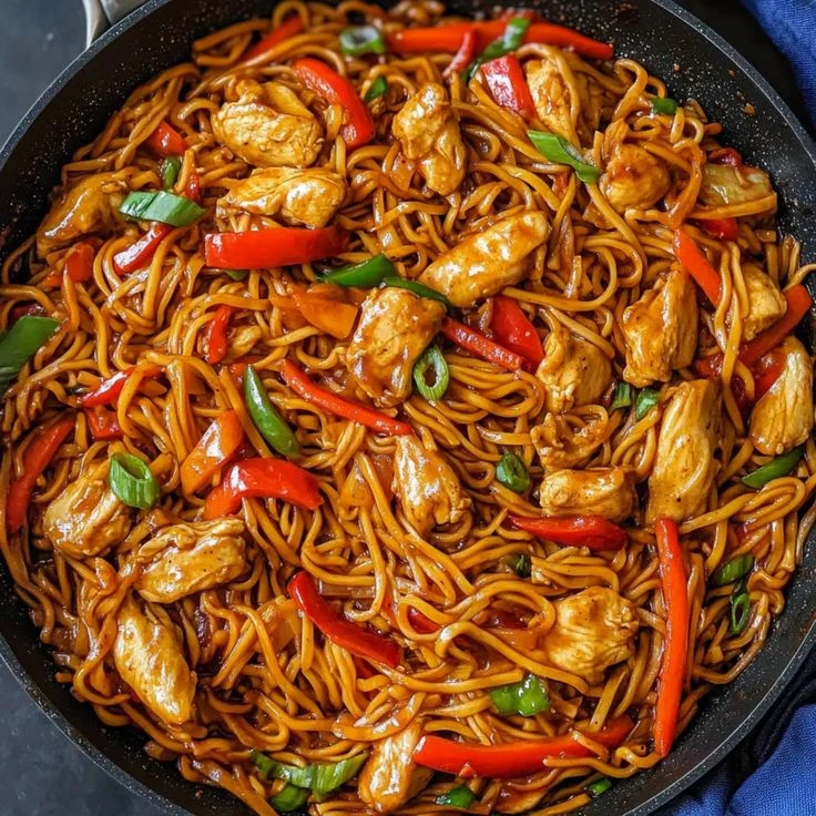 Chicken chowmein (Half)